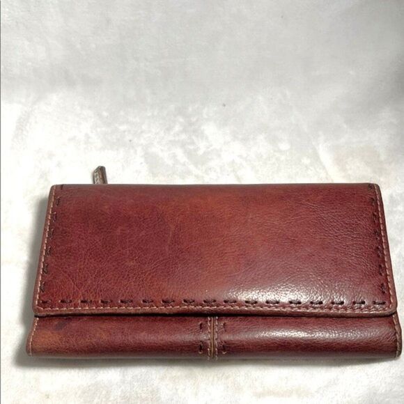 Fossil  Vintage Brown Leather Tri-Fold Wallet - Picture 1 of 11